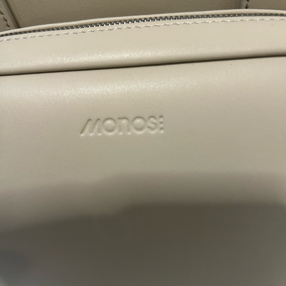 Backpack - Picture 3 of 7